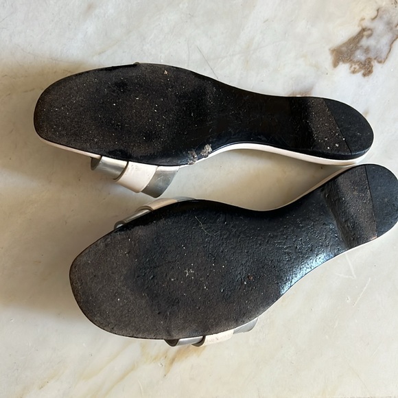 Roger Vivier white and silver slides - Picture 2 of 2